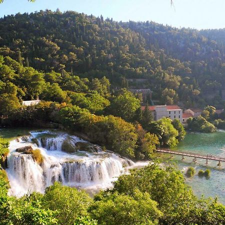 Apartment Tuja Jadrtovac Kültér fotó