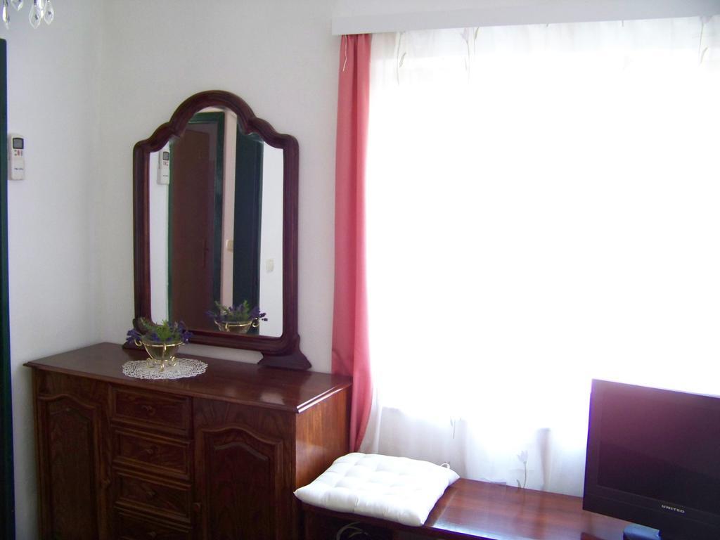 Apartment Tuja Jadrtovac Szoba fotó